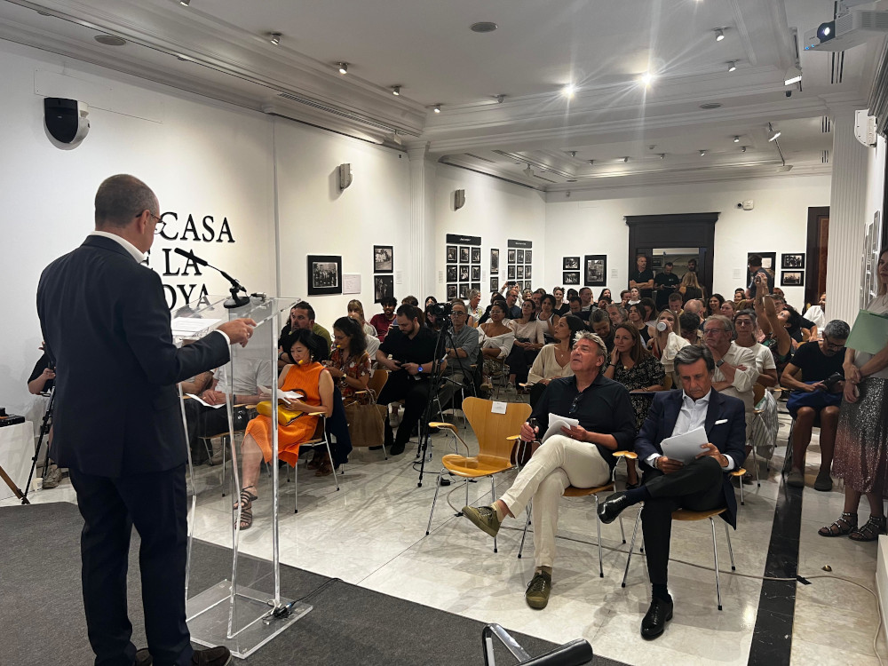 Imaxe dun acto celebrado no  interior da Casa de Galicia en Madrid