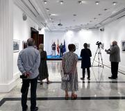 Un número reducido de invitados acudiron á presentación da exposición de Plácido L. Rodríguez