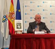 Eugenio Feijoo, autor del libro, en un momento de la presentación
