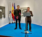 El acto de inauguración fue presentado por el coordinador de actividades de la Casa de Galicia, Ramón Jiménez. (Fotografía realizada por José Luiz Oubiña)