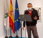 Un momento da intervención do pintor compostelán, Plácido Amboage F.