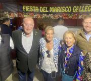 O director da Casa de Galicia en Madrid, Juan Serrano López  acompañado por J. Luis Solleiro, Mariola Vargas, Adam Martínez e Marisa Herráiz.