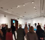 Amigos e seguidores da pintura de Marnay acompañaron ao pintor na inauguración da súa exposición.
