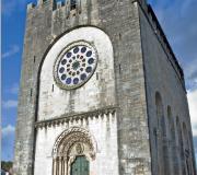 Pórtico da igrexa de San Xoán en Portomarín