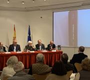 Presentación de Ocho Perros