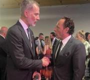 felipe-vi-y-javier-vazquez-en-la-entrega-de-los-premios-internacionales-rey-de-espana-de-periodismo_0