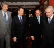 El presidente de la Xunta y el delegado de la Xunta en Madrid con miembros de la CEAJE