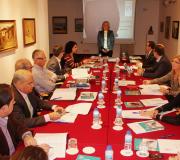 Ana Rodríguez dá a benvida á directiva da Aecipe.