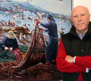 Martín Palacios ante o cadro Puerto de Riveira.