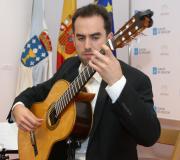 Adam Levin,  nun momento do concerto que ofreceu na Casa