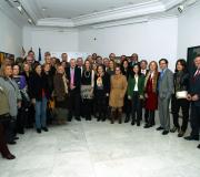 Os deputados que asistiron, cos intervenientes e o Valedor.