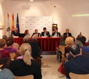 Cerca de medio centenar de persoas acudiron a  presentación