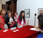 Firmando exemplares 2