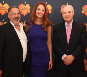 Jorge Pelaez, Paula Vázquez e J. R. Ónega na presentación dos produtos de Vizhoja