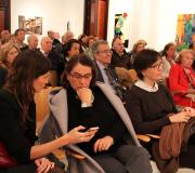 Parte do  público que asistiu á presentación do libro Anónima Sociedad