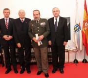 O xeneral de brigada médico, Manuel José Guiote Linare, con Rueda, Romay e Ónega.