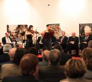 El dúo de violines, DuoDett, puso con su música el broche al evento.