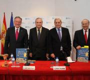 Pousado de J.Rodríguez, Ónega, Palomares y Reigosa, co libro.