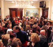 Público no vestíbulo da Casa.
