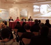 Un momento da presentación, na que proxectaron un audiovisual.
