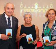 Ónega , Basadre e a xornalista lucense Pilar Falcón.