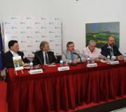 Bahamonde Santiso, Puy, Jiménez, Sopetrán e Rodríguez Cañada no acto de presentación.