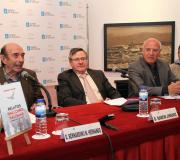 Hernando, Jiménez, Feijóo e Mejías, na mesa.