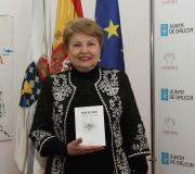Pepa Nieto co seu libro NACER DEL FUEGO.