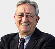 El Dr. UXÍO LABARTA FERNÁNDEZ, Profesor de Investigación en el Instituto de Investigaciones Marinas-CSIC de Vigo