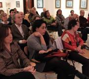 5. Parte del público que asistió a la Casa para escuchar la conferencia sobre cambio climático.
