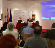 5. Un momento do acto, con parte do público.