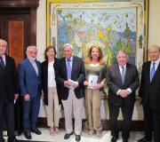 El delegado de la Xunta, J.R. Ónega, Villanueva, Romero, Palomares, Barreiros, Ansón y Reigosa.