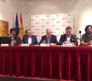 4. Na mesa, Henrique Alvarellos, Rivas Fontán, o delegado da Xunta en Madrid José Ramón Ónega, Adrián Rodríguez e Manuel Jabois.