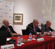 María Carretero, o presidente do Consello de Estado, Romay Beccaría, o delegado da Xunta, José Ramón Ónega, e Marcelino Oreja.