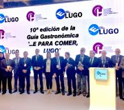 2. O delegado da Xunta en Madrid José Ramón Ónega co consellerio de Economía da Xunta Francisco Conde, a alcaldesa de Lugo Lara Méndez, o presidente da APEHL Cheché Real, deputados, e altas autoridades lucenses tras a presentación da 10 edición da guía ... E para comer Lugo.