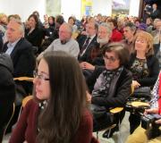 O público completo o aforamento da sala principal da Casa.