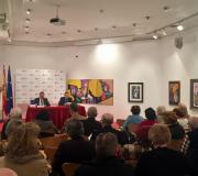 3. A mesa, con Juan Luís Beceiro e Ramón Jiménez con parte do público que asistiu á conferencia.