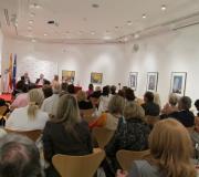 O público encheu a sala na presentación da novela de Viruca Yebra.