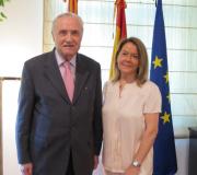 O delegado da Xunta en Madrid, José Ramón Ónega, e a escritora Viruca Yebra.