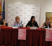 Laura Rodríguez, Ana Rodríguez, Begoña Peñamaría e Rosa Rosado, durante a presentación do libro.