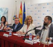 A autora Aida Soilán, o coordinador de Actividades Culturais da Casa, Ramón Jiménez, a escritora e xornalista Nieves Herrero e o profesor David Álvarez, na mesa, durante a presentación.