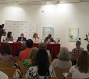 Un momento da presentación da novela "Orillas de Ébano", de Aida Soilán.