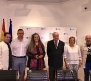 1 De Esquerda a dereita, Domingo de Famara, Antonio Celeiro, María Carretero, o delegado da Xunta José Ramón Ónega, Pepa Carretero e Javier Gila.