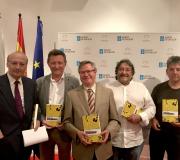 1. Presentación do libro Epigramas 2016 de Ramiro Facal. De esquerda a dereita Carlos Reigosa, Ramiro Facal, Ramón Jiménez, Manuel Molares e Antonio Huerga.