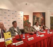 2. Na mesa, de esquerda a dereita Carlos Reigosa, Ramiro Facal, Ramón Jiménez, Manuel Molares e Antonio Huerga.
