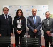 O presidente da Fundación Ciudad, Tomás Vera, a directora de B2L, Montserrat Quinzán, o presidente de Aegama, Julio Lage, e o coordinador cultural da Casa, Ramón Jiménez.
