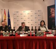 2. Nas xornadas interviñeron o profesor Xavier Castro, o coordinador de Actividades da Casa Ramón Jiménez e a enóloga Cristina Alcalá.