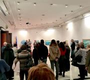 4. Os intervenientes con parte do público que acudiu á inauguración da mostra de Keith L Boyd.