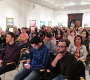O público encheu por completo o aforamento da Sala A, onde se fixo a presentación. jpg