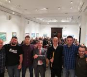 O coordinador de Actividades, Ramón Jiménez, con Rafael Carracedo -coa requinta na man- e os músicos que lle acompañaron.